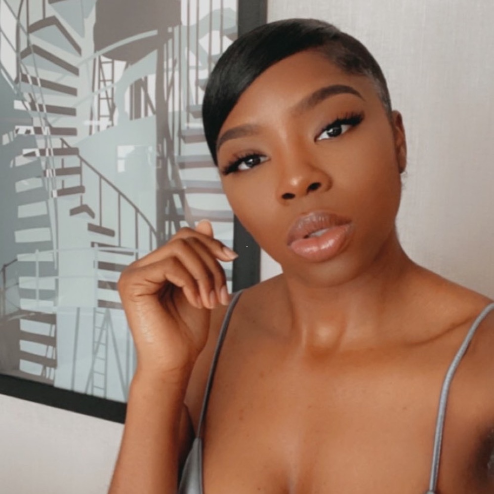 Meet your Posher, Erika